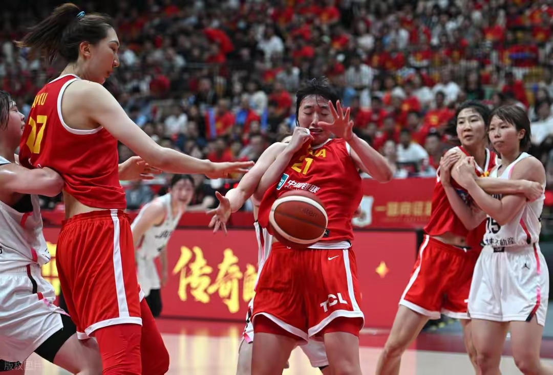 s15赛程-今夜体能课后，多特蒙德回应争议备战CBA常规赛，悬念犹存，临场指挥获称赞的简单介绍